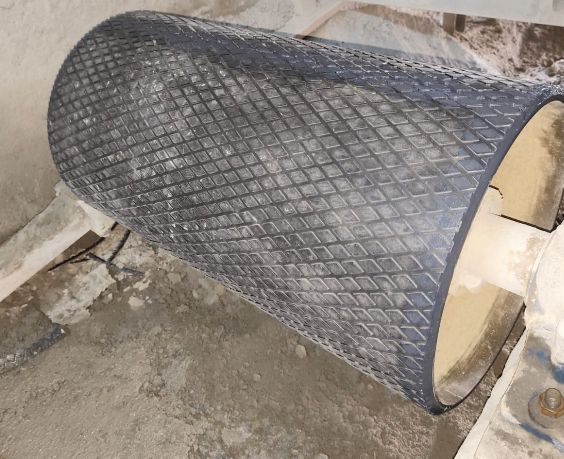 Grand tambour garni de caoutchouc à motif losangé